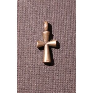 James Avery Sterling Silver St Teresa Petite Cross Charm/Pendant. Pre-owned(K)
